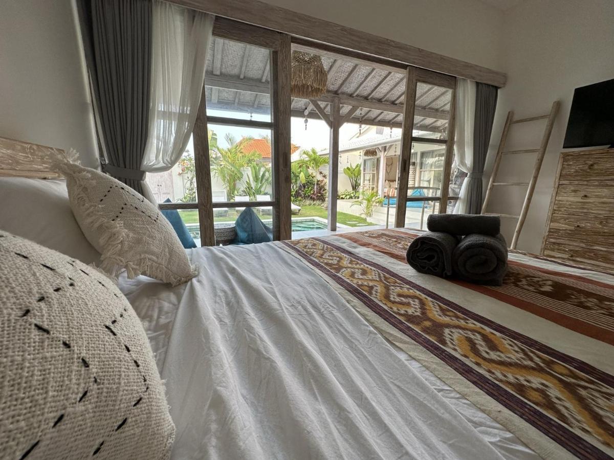 Villa White Karma Seminyak Eksteriør bilde